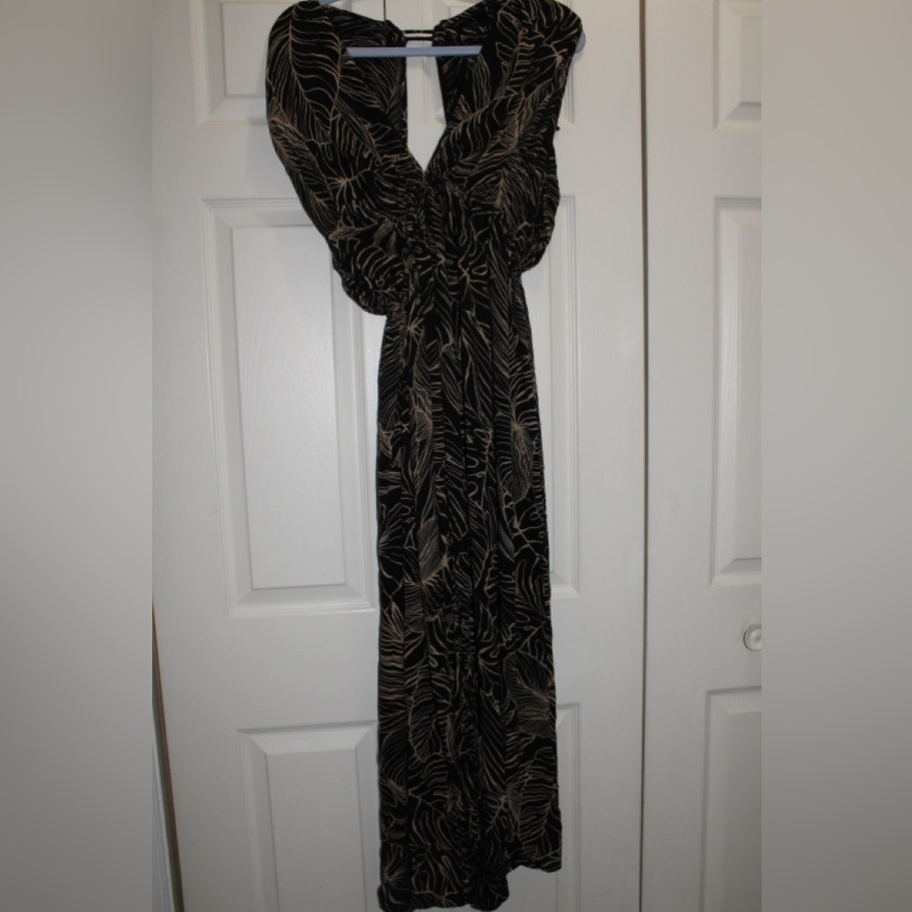 Elegant Black and Cream Women's Dress
